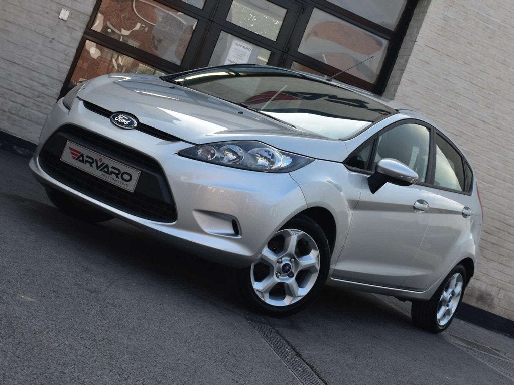 Ford Fiesta 1.25i Titanium / Airco / 1e Eig / Topstaat / Gar, Autos, Ford, 1242 cm³, 82 ch, Boîte manuelle, Apple Carplay