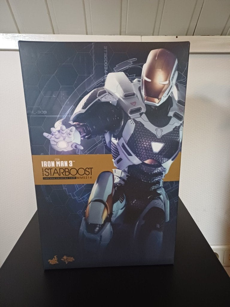 Hot Toys - Iron Man 3 - Starboost, Ophalen of Verzenden, Zo goed als nieuw, Film, Actiefiguur of Pop