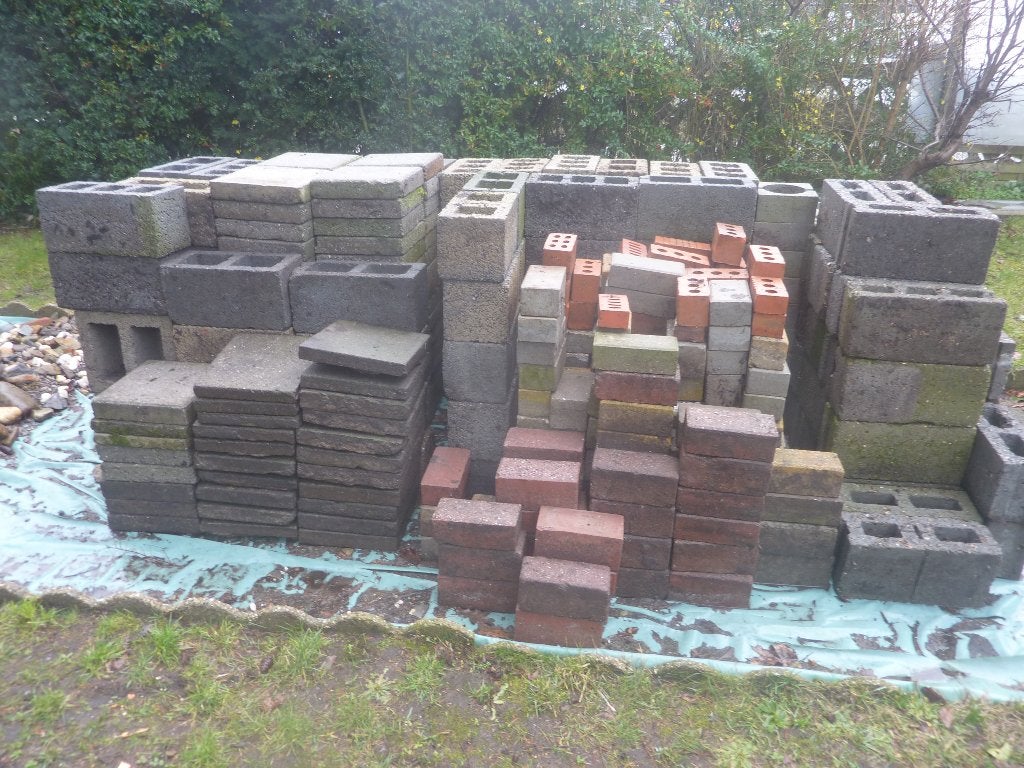 Betonblokken, betonklinkers, enz, Doe-het-zelf en Bouw, Metselstenen, Ophalen, Zo goed als nieuw, Beton