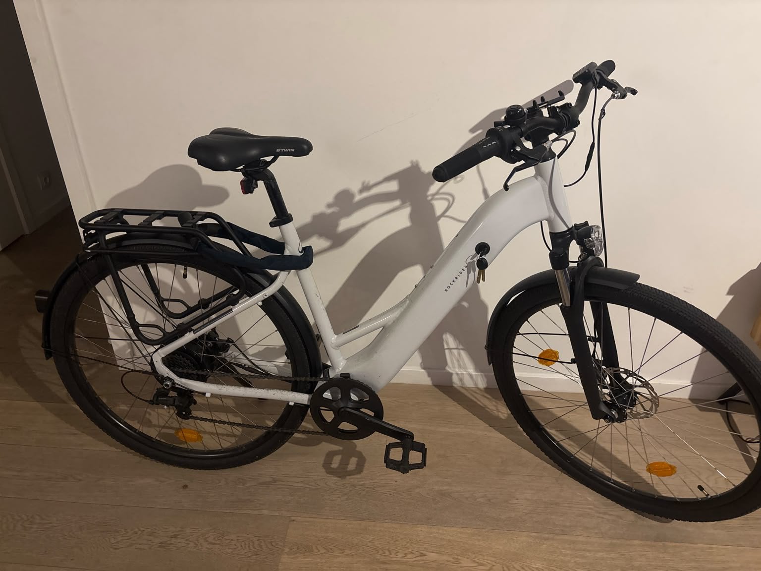 900, Fietsen en Brommers, Ophalen of Verzenden, Zo goed als nieuw