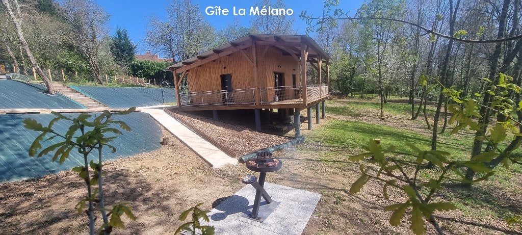 Location Gite neuf climatisé calme et nature à Sarlat, Propriétaire, Maison de campagne ou Villa, Campagne, Lac ou rivière