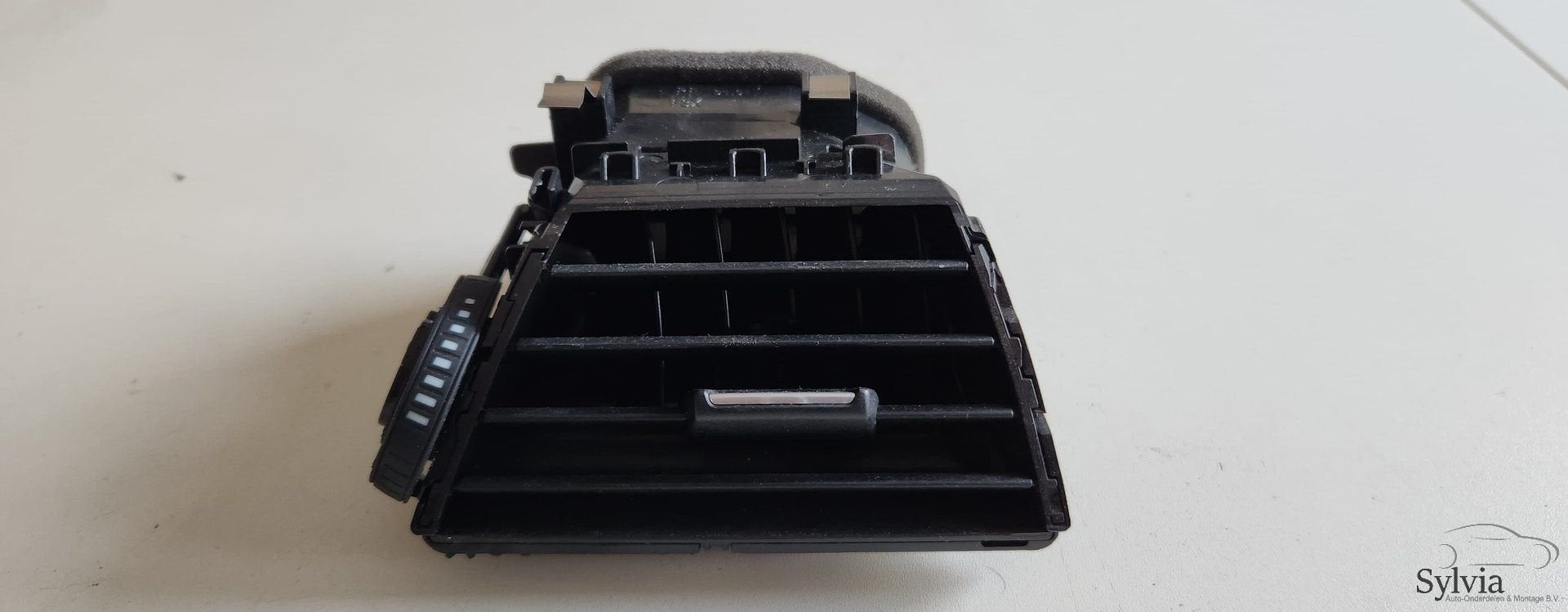 Luchtrooster ventilatie rechts BMW 3 / 4 derie F30 F31 F34 F, Gebruikt, -, -, Ophalen of Verzenden