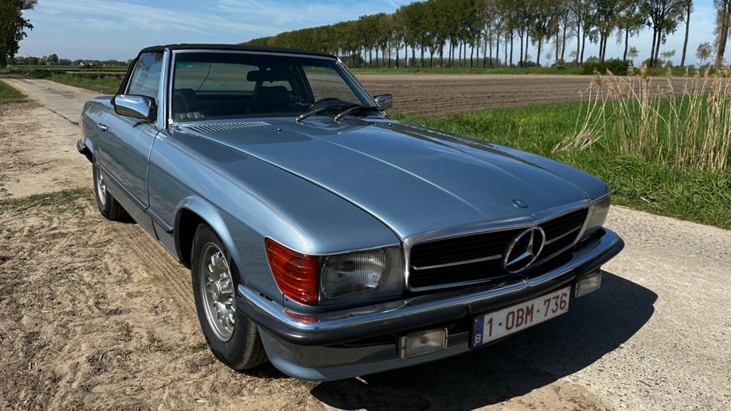 Belgische Mercedes SL280 diamantblauw 1976 met hardtop, Auto's, Mercedes-Benz, Automaat, Cabriolet, Blauw, Leder