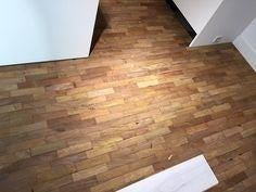 KORTING!!! MASSIEVE HARDHOUTEN STROKEN VLOER, Huis en Inrichting, Stoelen, Ophalen, Nieuw, Hout