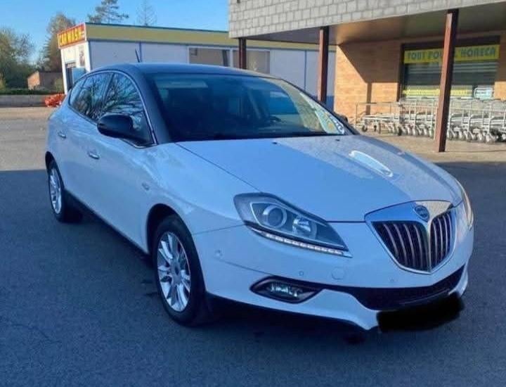 Lancia Delta 1.6 Multijet Diesel  prêt à immatriculer – Full, Autos, Euro 5, Achat, Boîte manuelle, Diesel