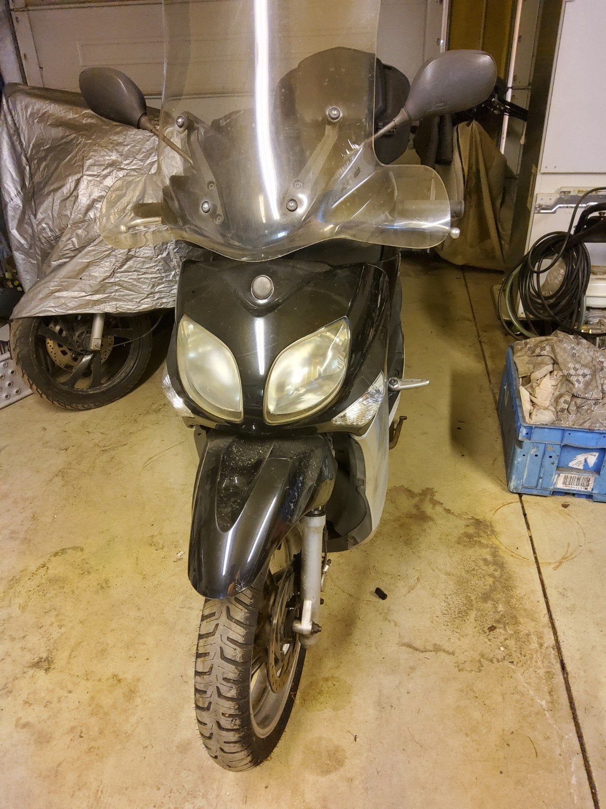 pour pieces yamaha xenter 125, Motos, Enlèvement