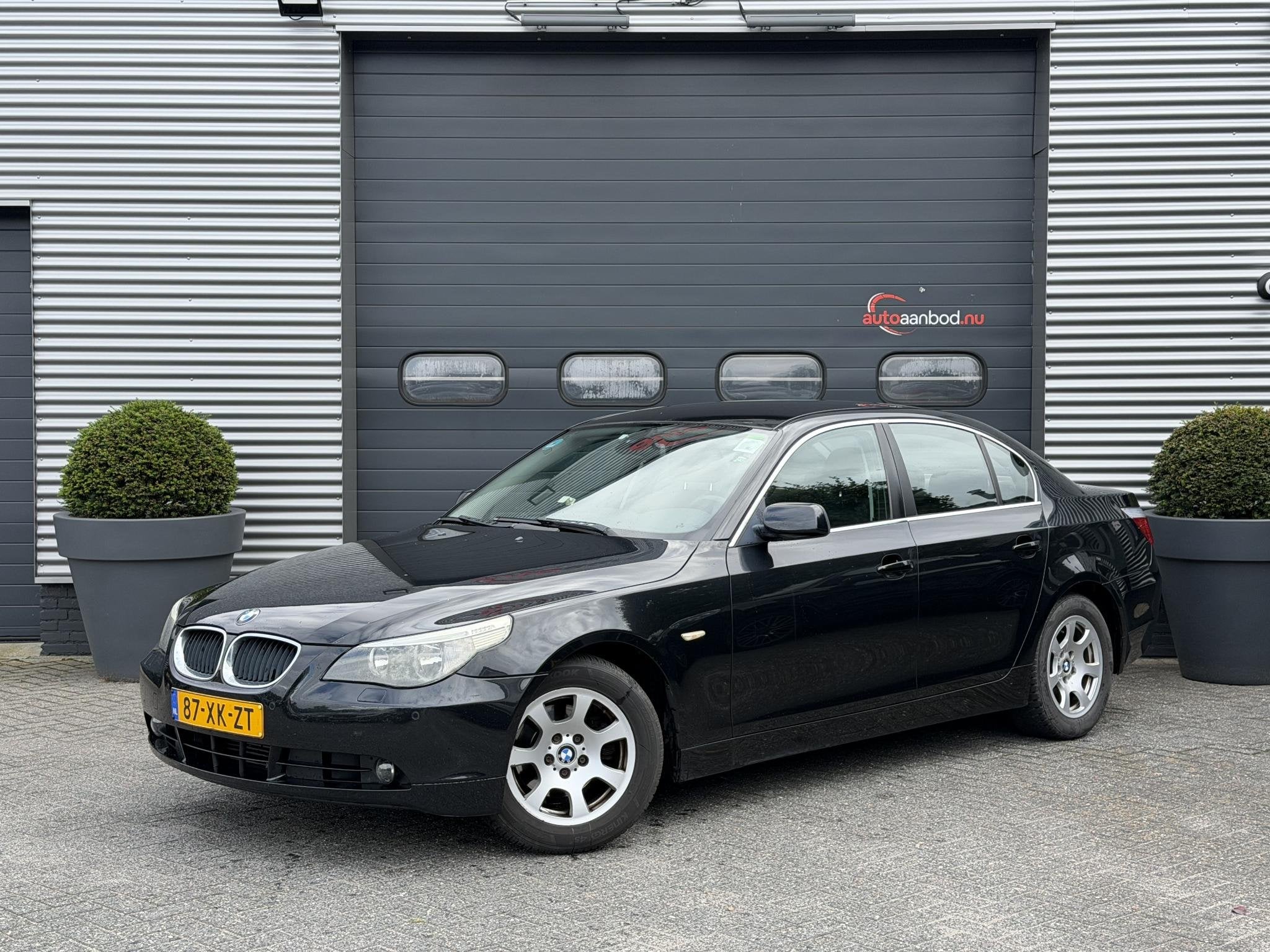 BMW 5 Serie 520d Business Line (automatique), Autos, Electronic Stability Program (ESP), 1800 kg, 4 portes, Entreprise