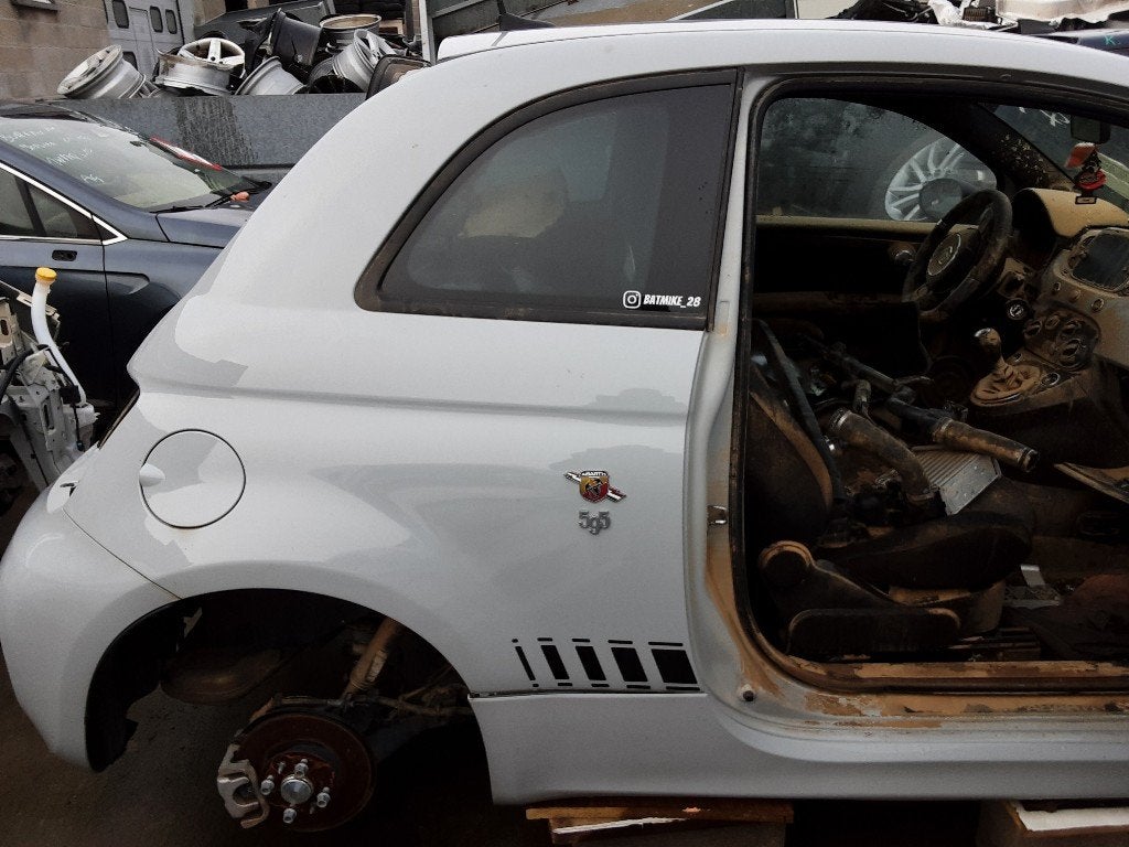 AILE ARRIÈRE DROIT Abarth 500 / 595 / 695 (01-2008/-), Utilisé, Arrière, Autres marques automobiles, Garde-boue