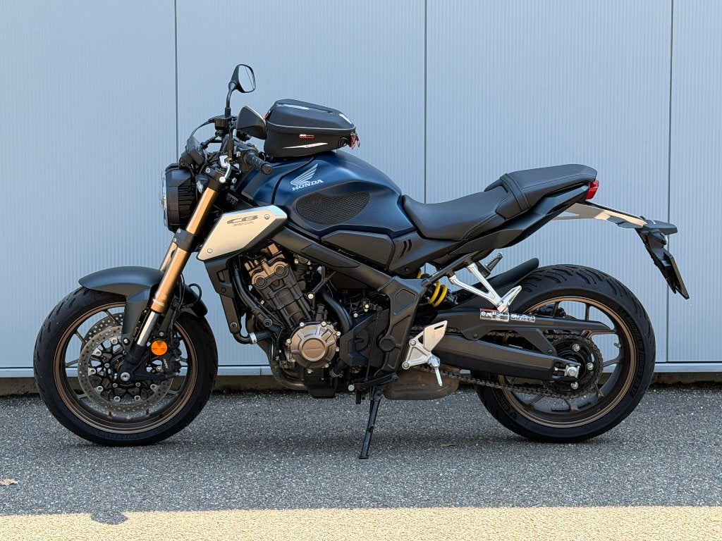 Honda CB 650 R met Quickshifter en ABS / Tanktas / 2022, Motoren, Traction Control, 4 cilinders, Meer dan 35 kW, Handgeschakeld