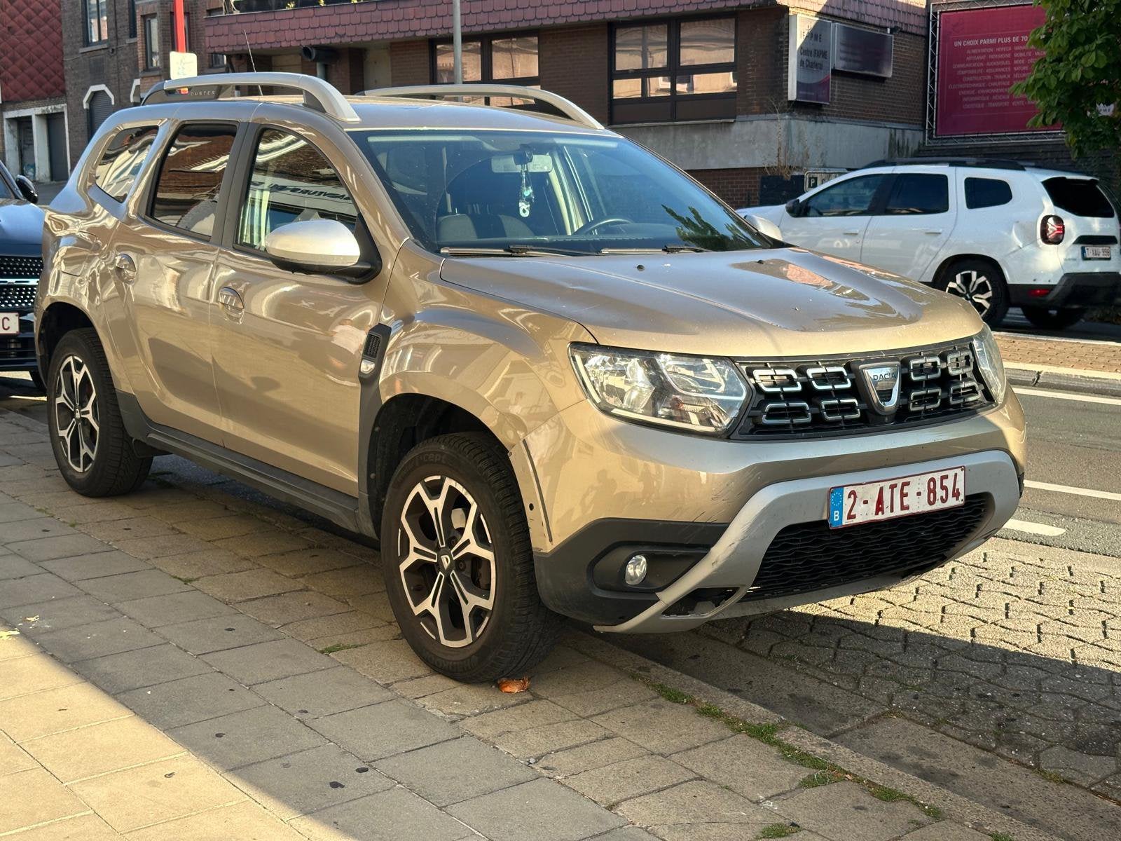 Dacia Duster 1.5DCI Manuelle Full options, Autos, Dacia, Entreprise, Duster, Toit ouvrant, Diesel, Euro 6, SUV ou Tout-terrain