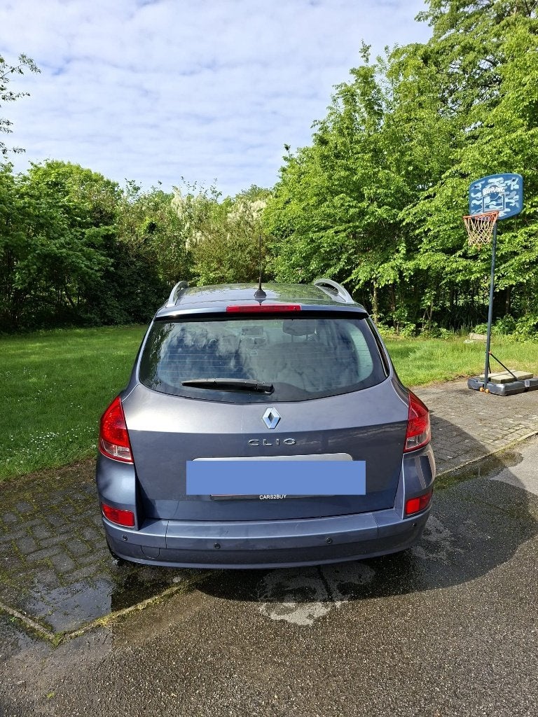 Renault Clio (2011) | 63.426 km | Vers Gekeurd & Topstaat, Auto's, Renault, Euro 5, 5 deurs, Particulier, Radio