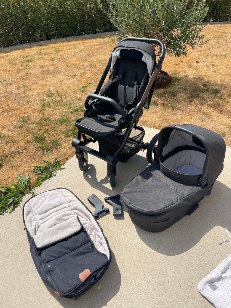 Buggyset Mutsy Nio met reismandje en zitje, Poussette combi, Enlèvement, Utilisé, Avec nacelle