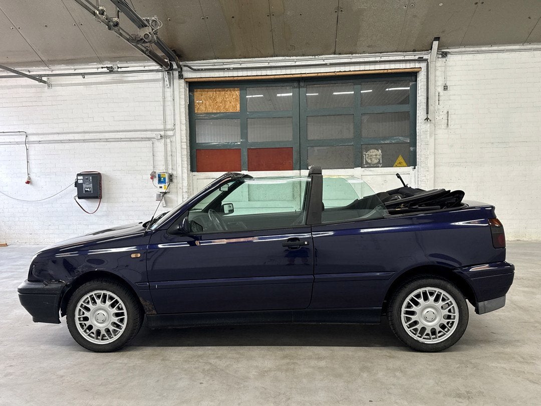 Volkswagen Golf Cabriolet 1.8, Auto's, Oldtimers, Voorwielaandrijving, 4 zetels, 75 pk, Cabriolet