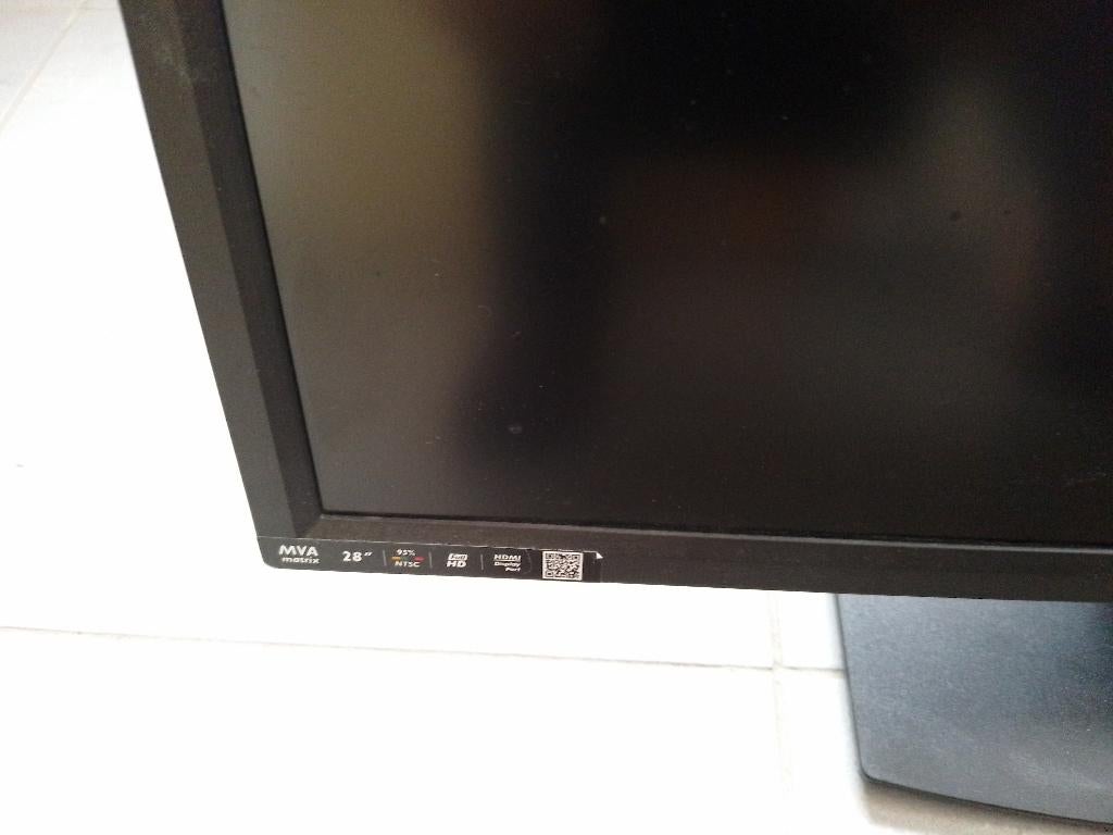 Moniteur large Ilyama de 28 pouces + clavier + souris., Autres types, 28', HDMI, Utilisé