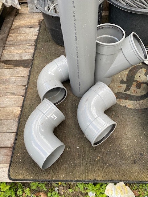 Afvoerbuis bochten 160mm + Sifon 125mm / Wanddikte 3,2mm SN4, Ophalen, Bochten, PVC, Nieuw