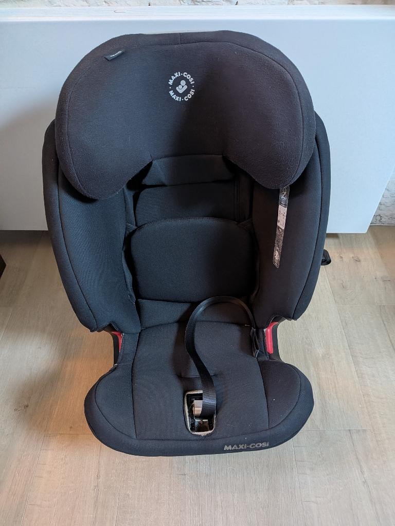 Maxicosi titan pro autostoel zwart - isofix, Ophalen, Verstelbare rugleuning, Gebruikt, 9 t/m 36 kg