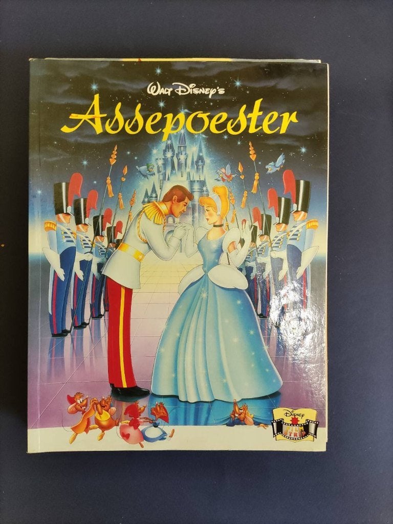 Assepoester, Boeken, Eén stripboek, Ophalen of Verzenden, Gelezen, De geillustreerde pers