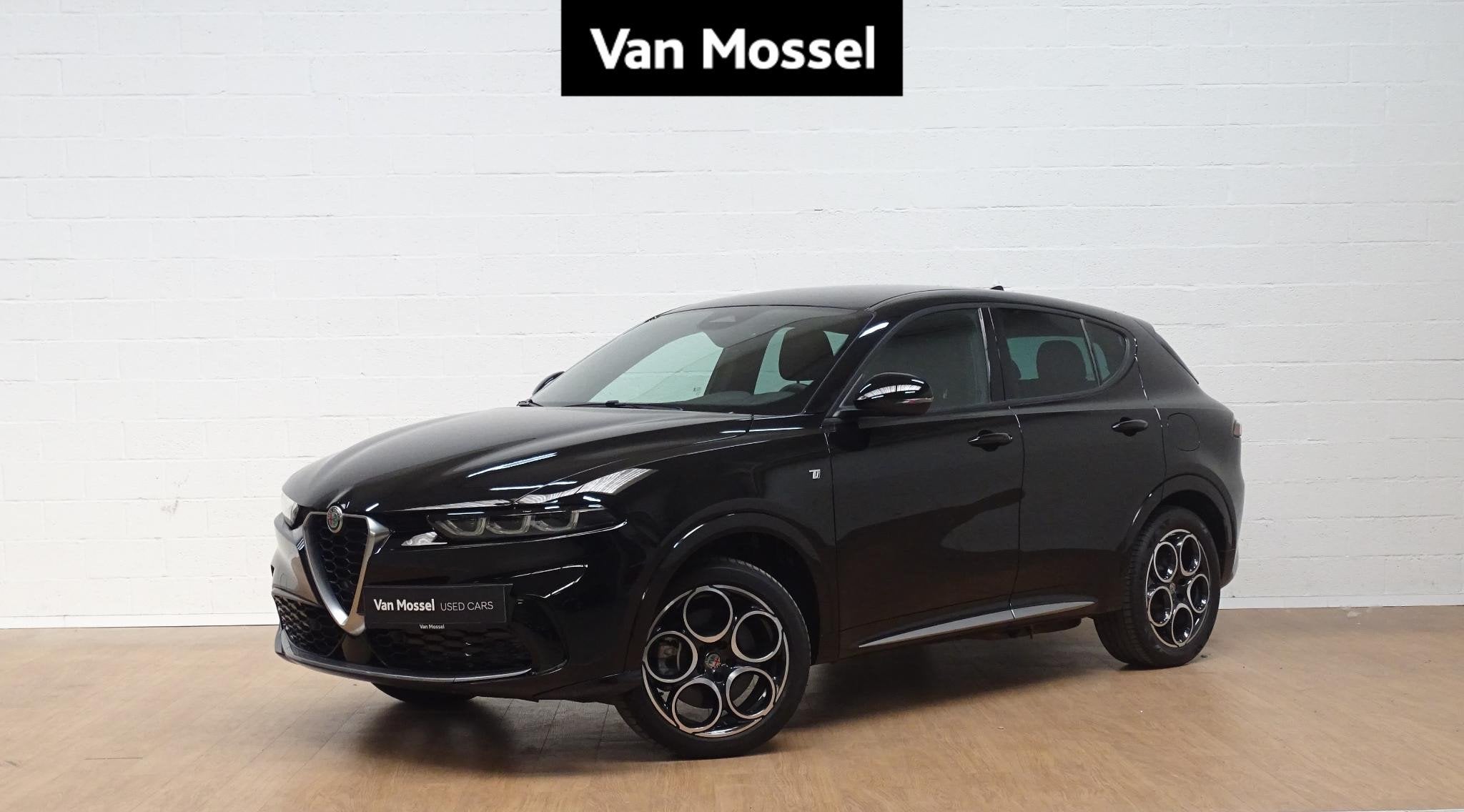 Alfa Romeo Tonale 1.3 T280 PHEV Q4 Ti ! ACTIEPRIJS !, Auto's, Automaat, Stof, 16 kWh, Zwart