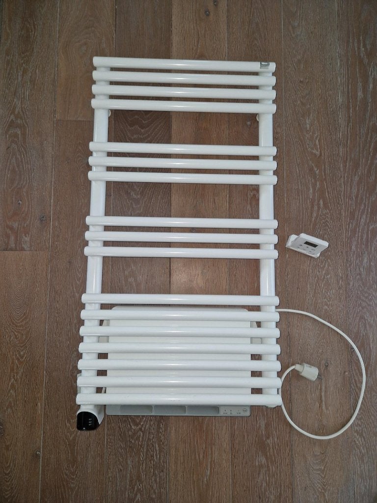 Zehnder Forma Air handdoekdroger elektrisc incl thermostaat, Ophalen, Gebruikt, Overige typen, Minder dan 60 cm