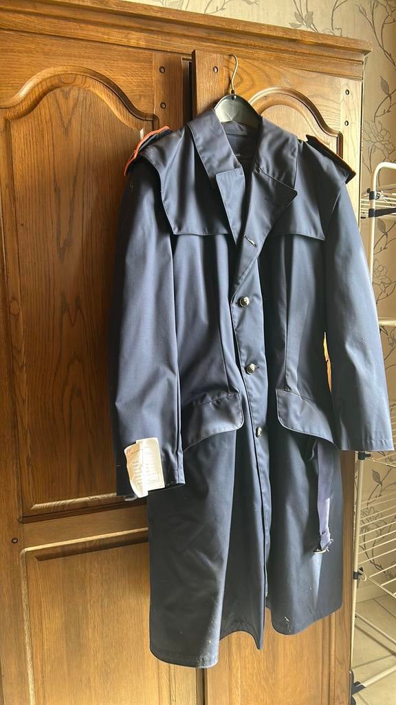 Manteau gendarmeire belge jamais porté, Enlèvement, Gendarmerie