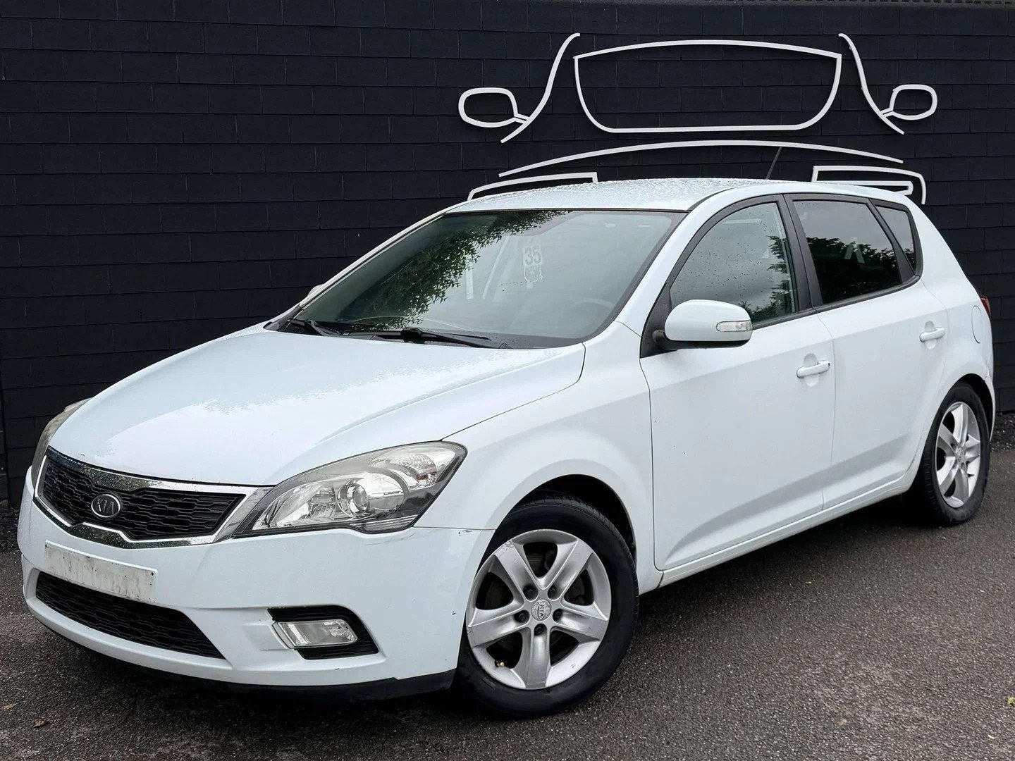Kia Ceed cee'd 1.6 CRDi+NAVI+AIRCO+CUIR+SIEGES CHAUFF+JANTES, Autos, Cuir, Euro 5, Achat, 90 ch