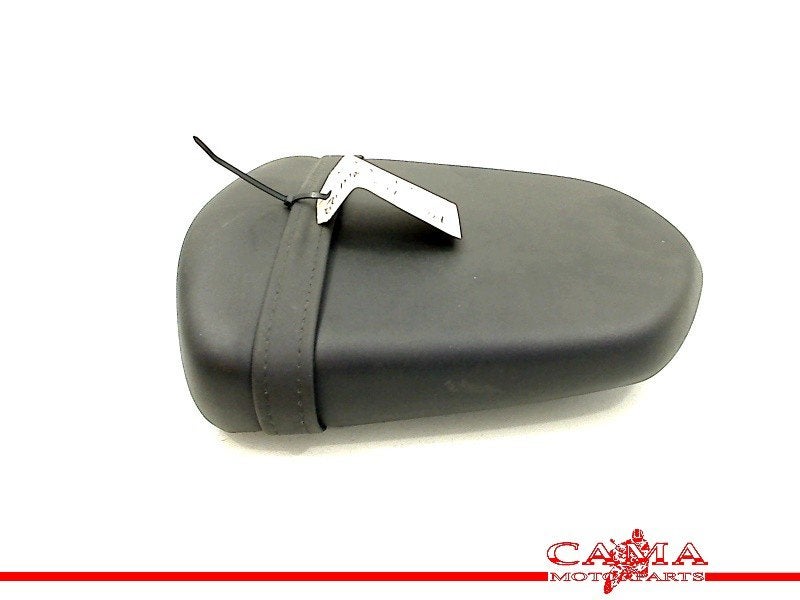 SIEGE ARRIÈRE Suzuki GSX R 750 2006-2007 (GSXR750 K6 / K7), Dhr. S. di Majo, Utilisé, Info@cama-motorparts.nl, P.J. Troelstraweg 8 8
3144 CX  MAASSLUIS, NL