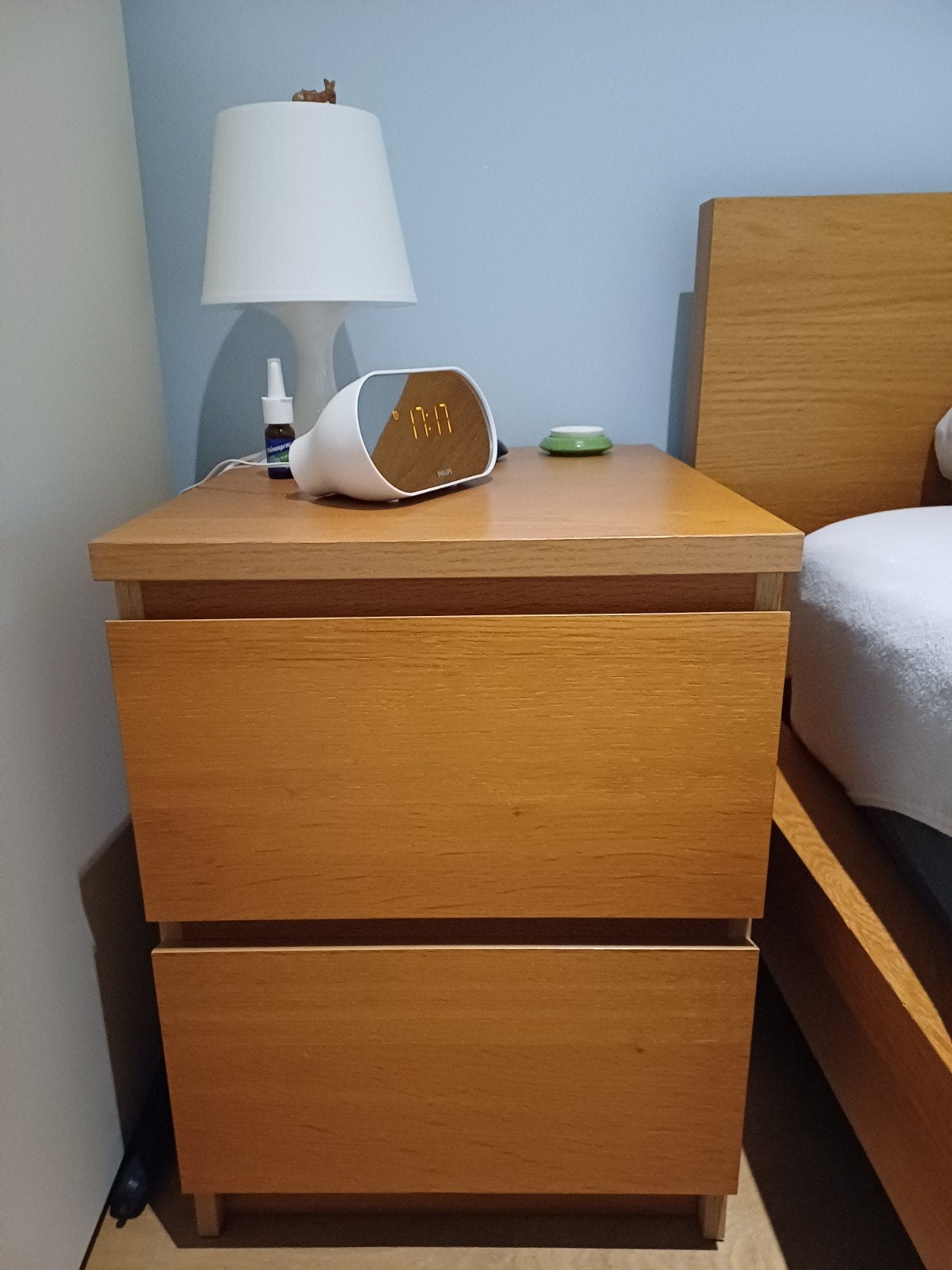 Gratis Bedframe en 2 nachtkastjes, Ophalen