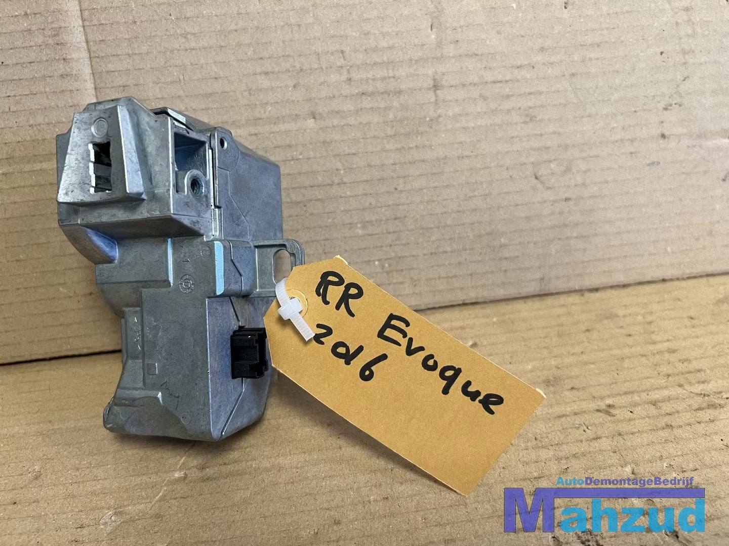 Land Rover Evoque L538 Stuurkolom slot module 2012-2019 BJ32, Auto-onderdelen, Fabrikant BV, Gebruikt, Info@fabrikant.eu, Fabrikantstraat 1
1000 AA  Amsterdam, NL