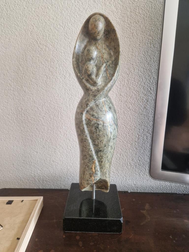 Beeld kunst speksteen, Ophalen