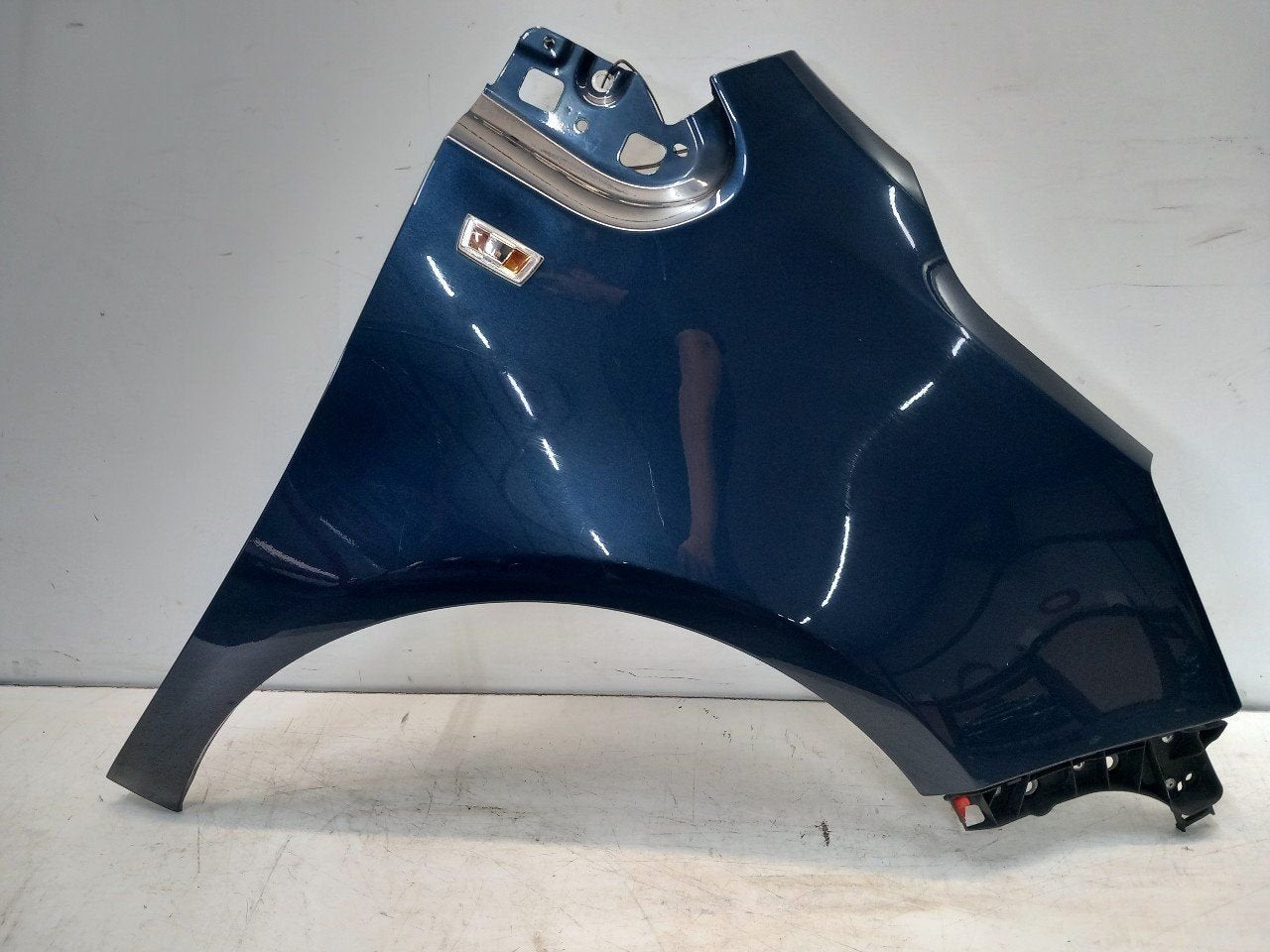 Spatbord rechts voor Opel Meriva, Onderdelen@venauto.nl, Van der Ven Autorecycling B.V., Gebruikt, Ettenseweg 76, 4706 PB Roosendaal, The Netherlands
