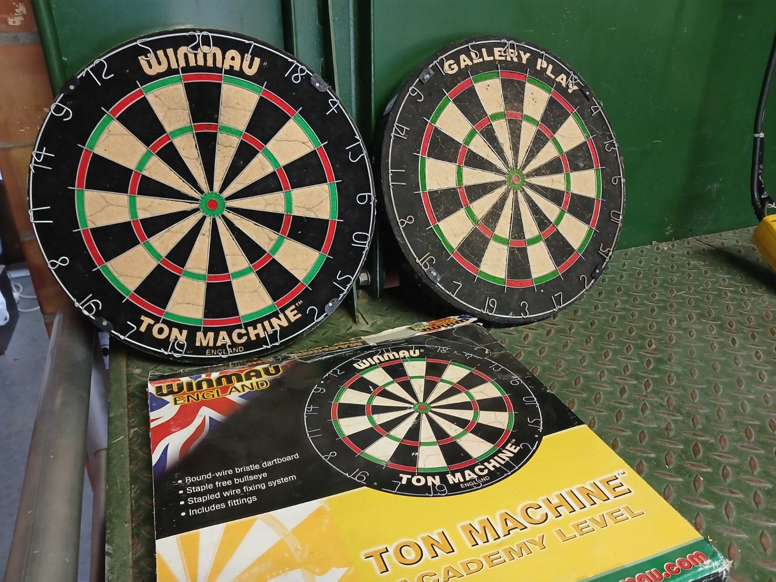 Winmau Ton Machine & Gallery Play bord, Enlèvement