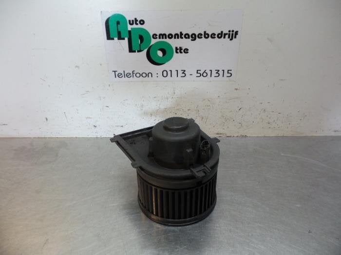 Kachel Ventilatiemotor van een Volkswagen Lupo (Lupo 98-), Gebruikt, -, Volkswagen, -