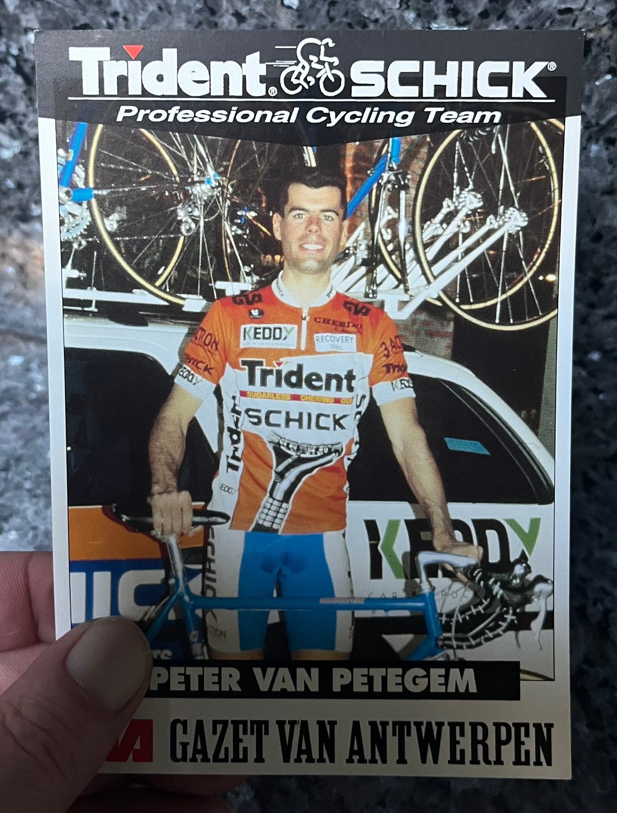 Le cycliste Peter Van Petegem, Enlèvement, Comme neuf