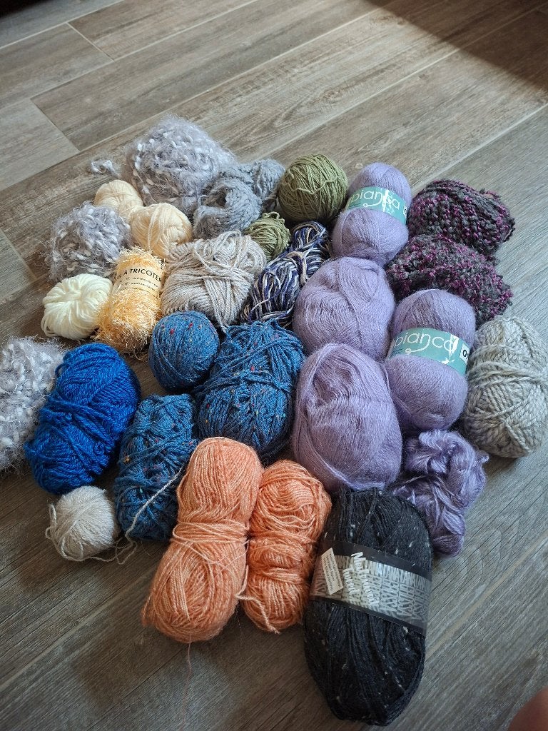 Bollen wol en restjes, Hobby & Loisirs créatifs, Tricot & Crochet, Enlèvement, Utilisé