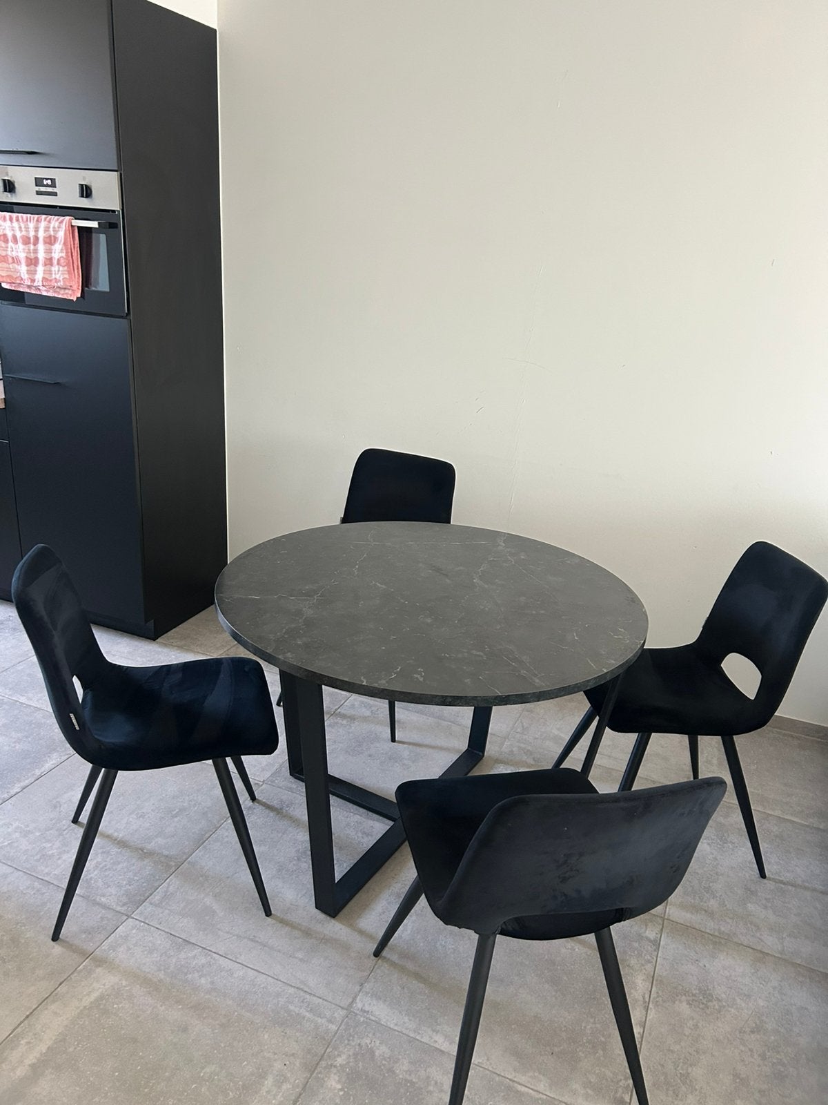 Eettafel met 4 stoelen, Huis en Inrichting, Tafels | Eettafels, Ophalen, Zo goed als nieuw