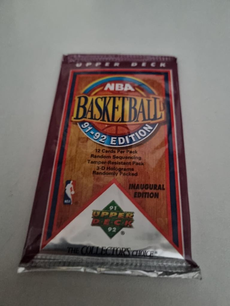 Upper deck 91-92 sealed pack, Ophalen of Verzenden, Nieuw, Meerdere plaatjes