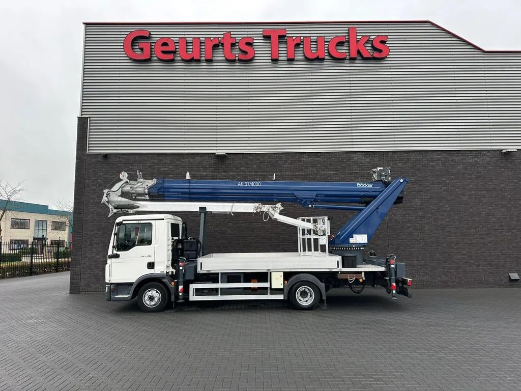 MAN TGL 7.190 4X2 BB BOCKER AK37/4000 + JIB MONTAGEKRAN/DACH, Auto's, Euro 6, 180 pk, MAN, Wit