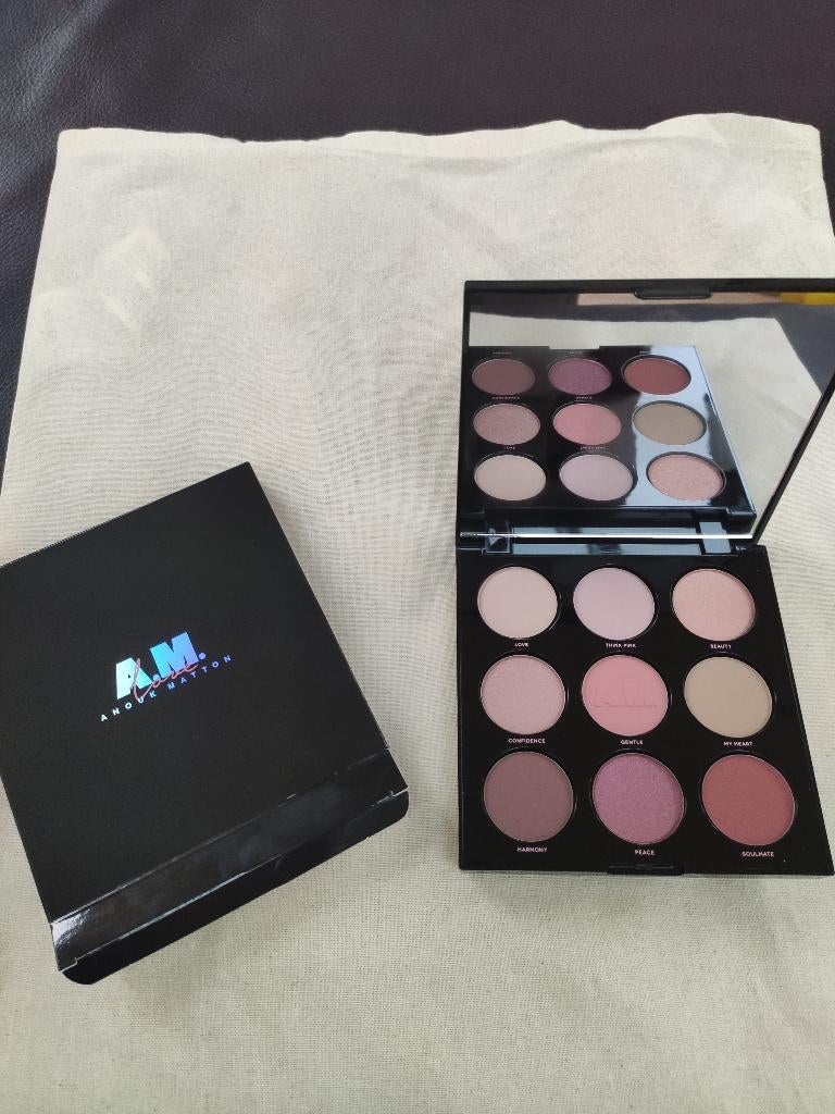 Anouk Matton Love eyeshadow / oogschaduw pallet (9 tinten), Neuf, Maquillage, Enlèvement ou Envoi, Autres couleurs