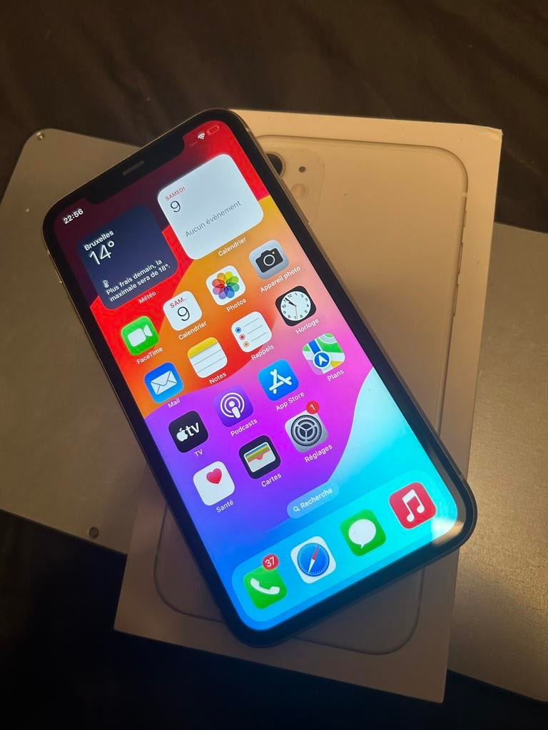 Iphone 11 (blanc), Enlèvement ou Envoi, Comme neuf, IPhone 11
