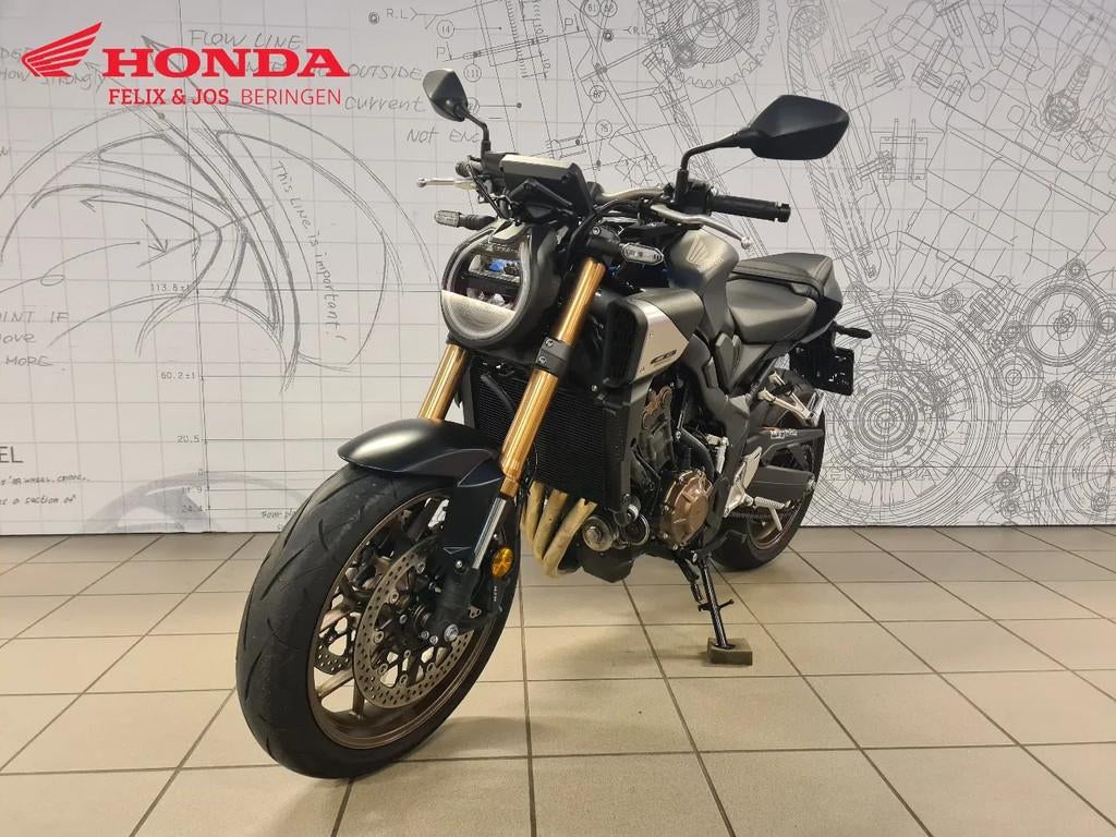 Honda CB650R E-Clutch (bj 2025), Motoren, Motoren | Honda, Bedrijf, Meer dan 35 kW, Overig, 650 cc