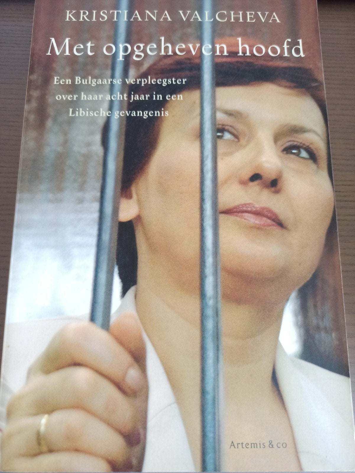 K. Valcheva - Met opgeheven hoofd, Enlèvement ou Envoi, K. Valcheva; M. Benatova; Marie-Thérèse Cuny