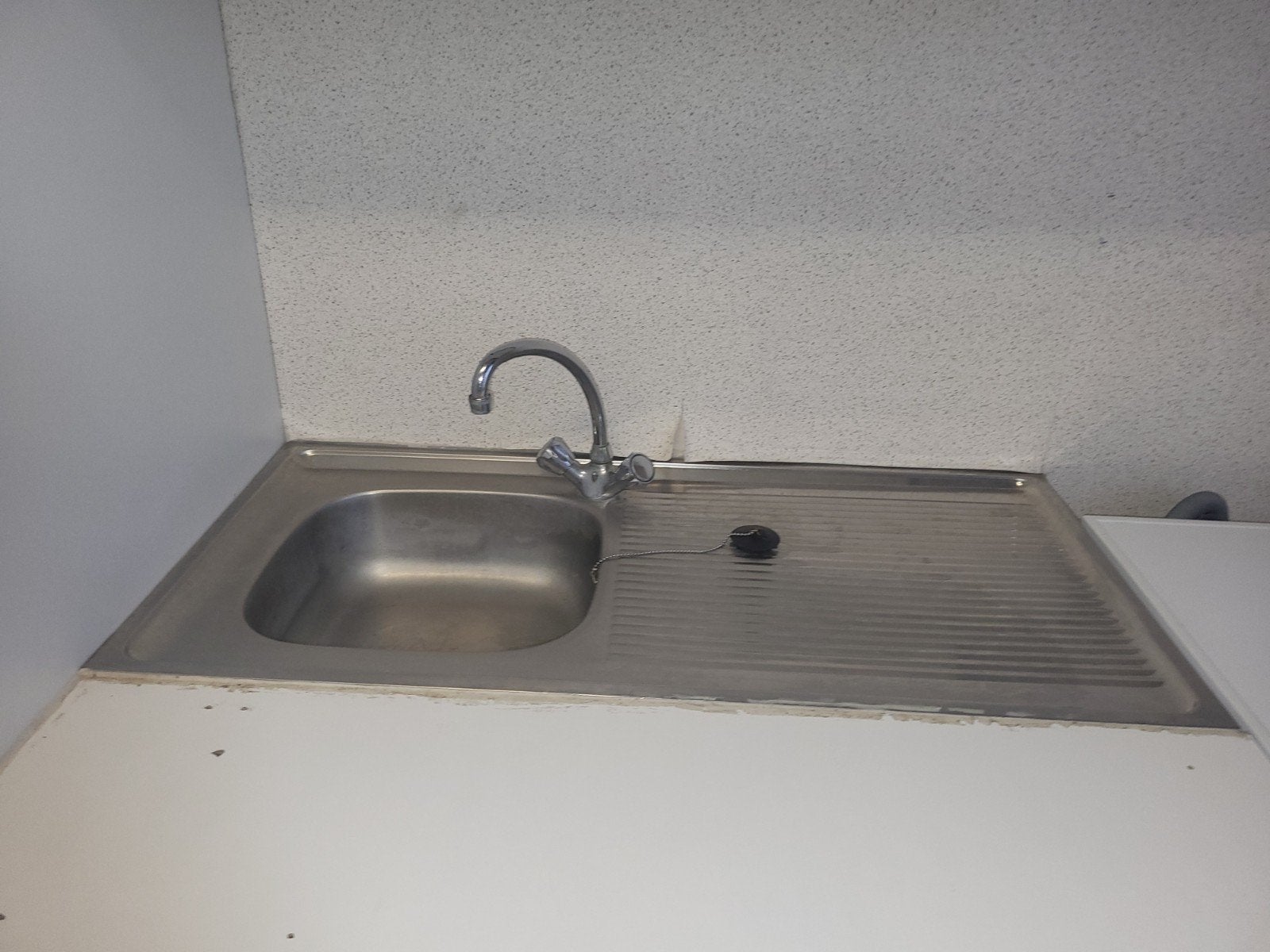 Inox spoelbak met kraan , 100cm x 50cm

Afhalen in De Klijte, Ophalen