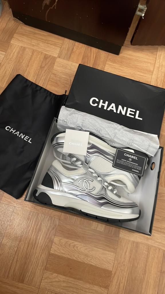 Chanel runner sneakers, Kleding | Dames, Schoenen, Ophalen of Verzenden, Zo goed als nieuw, Sneakers