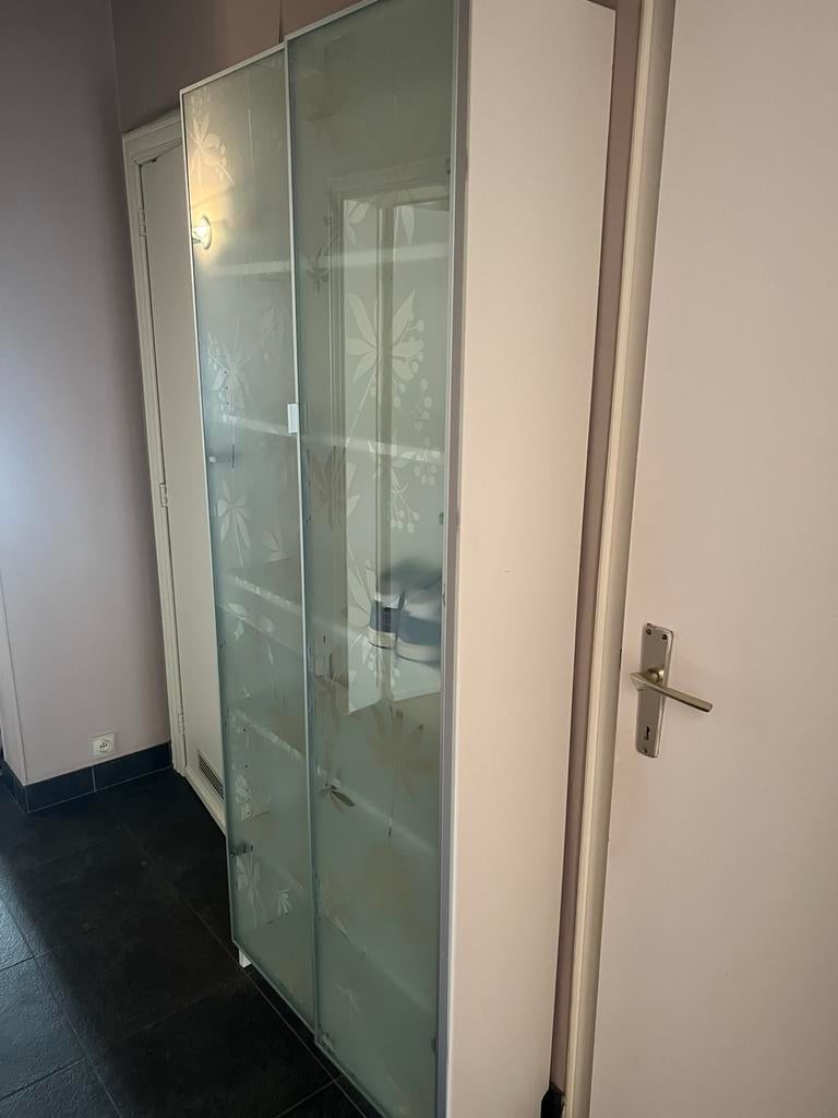Meuble chaussures à étagères, Maison & Meubles, Armoires | Vitrines, Enlèvement, Comme neuf, Verre, Avec porte(s)