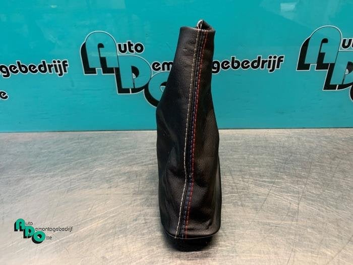 Enveloppe levier frein à main d'un BMW 3-Serie (3-Serie 98-, Autos : Pièces & Accessoires, -, 3 mois de garantie, Utilisé, -