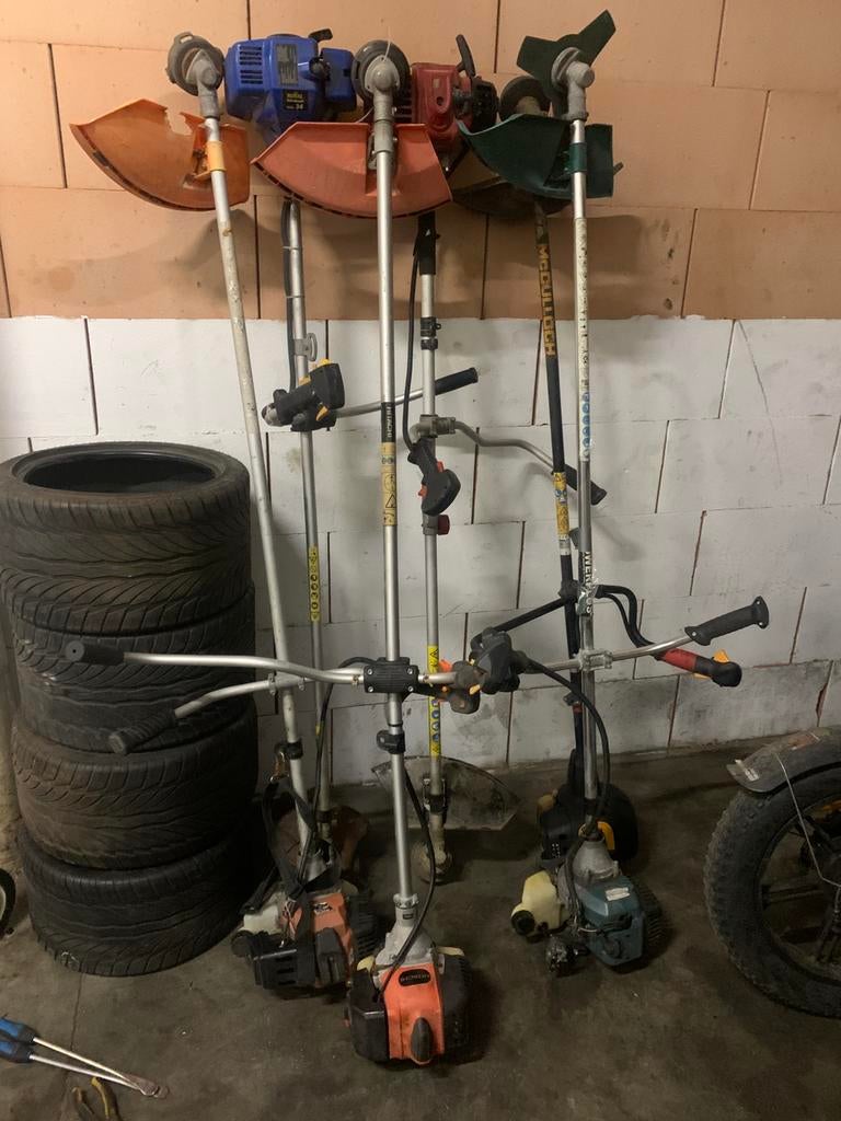 Lot tuinmachines me werk aan, Ophalen, Zo goed als nieuw