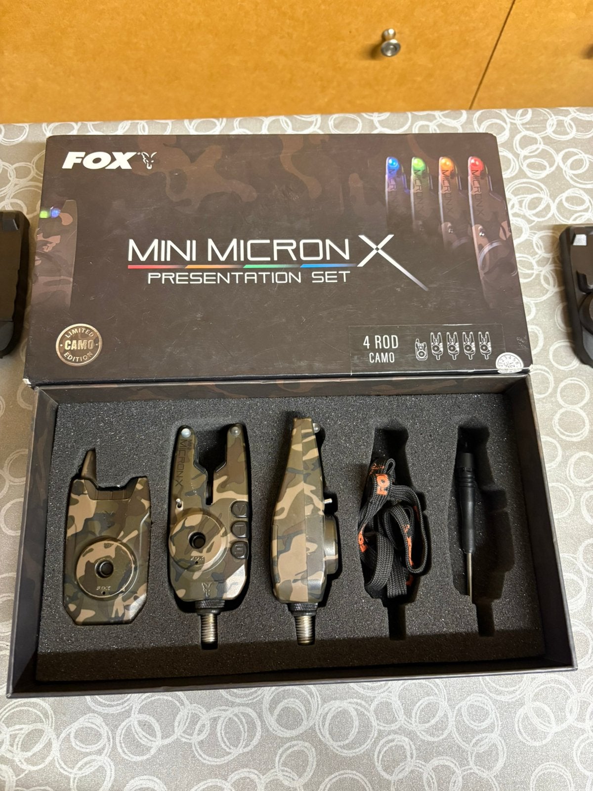 Fox Mini Micron X Limited Edition Camo 2+1, Watersport en Boten, Ophalen, Zo goed als nieuw