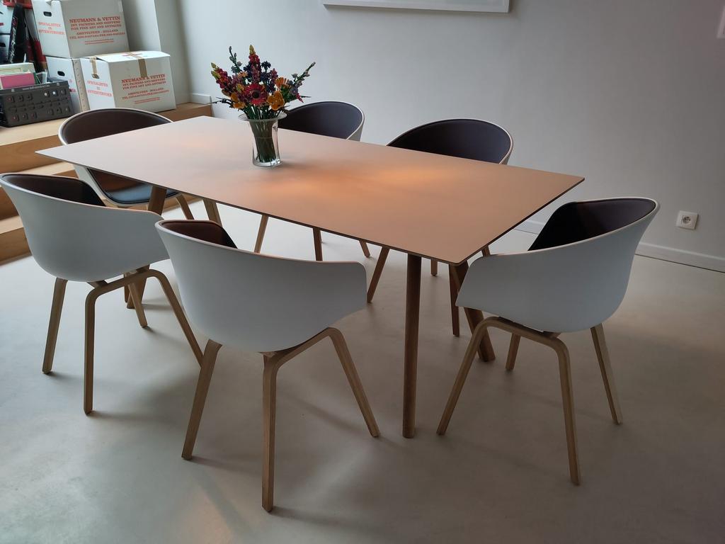 Hay eettafel Copenhague & 6 stoelen About A Chair, Huis en Inrichting, Ophalen, Gebruikt, 200 cm of meer, Scandinavisch