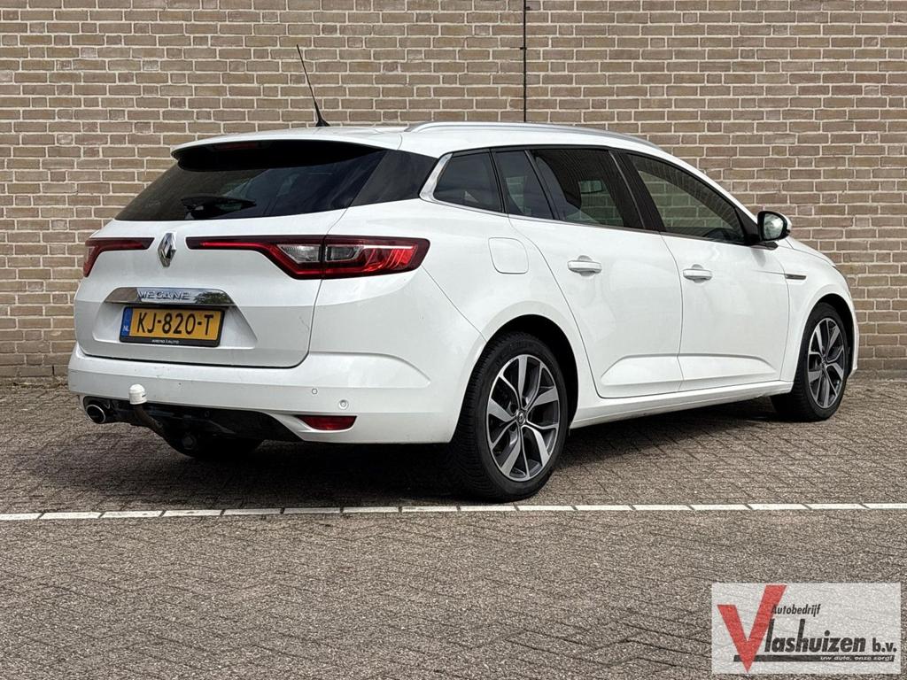 Renault Megane Estate 1.5 dCi Bose | € 6.200,- NETTO!| Leder, Auto's, Renault, Wit, Bedrijf, 95 g/km, Te koop
