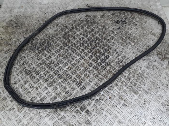 Joint caoutchouc portière 4portes arrière gauche d'un Volk, Volkswagen, -, 3 mois de garantie, Utilisé